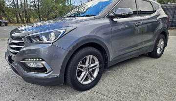 2016 Hyundai Santa Fe  auto low kms 7 seats easy finance 1.jpg
